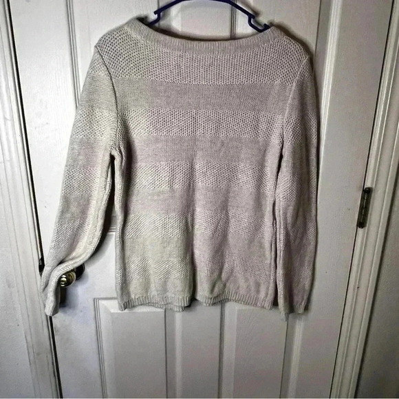 TOMMY HILFIGER 100% Cotton Cream Striped Sweater  Size Large Warm Cozy Fall - Picture 3 of 5